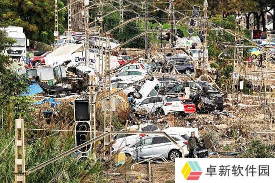 西班牙世纪洪灾：8小时下完1年半的雨 已死亡214人